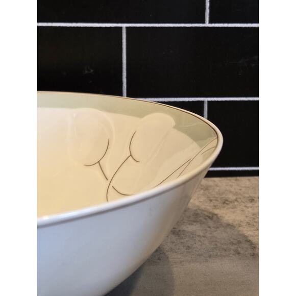 Printemps x Hutschenreuther Chloe 9"x3" Serving Bowl Porcelain Mint Green EUC - Picture 9 of 10